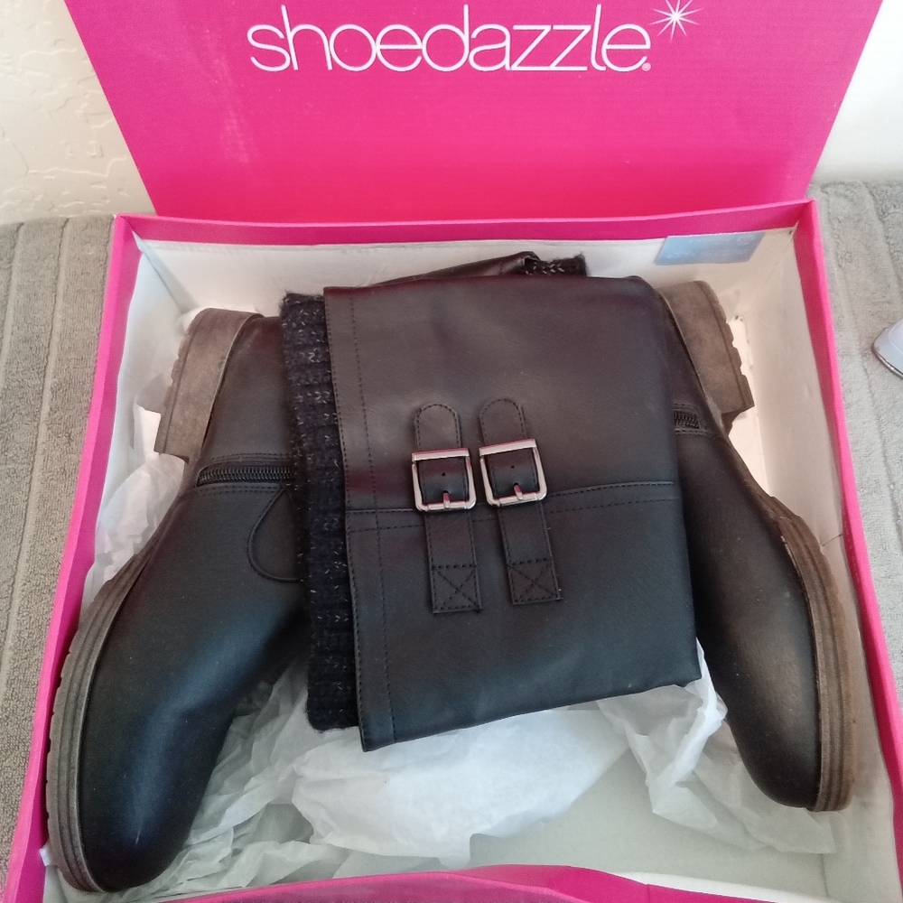 Shoedazzle Black Boots